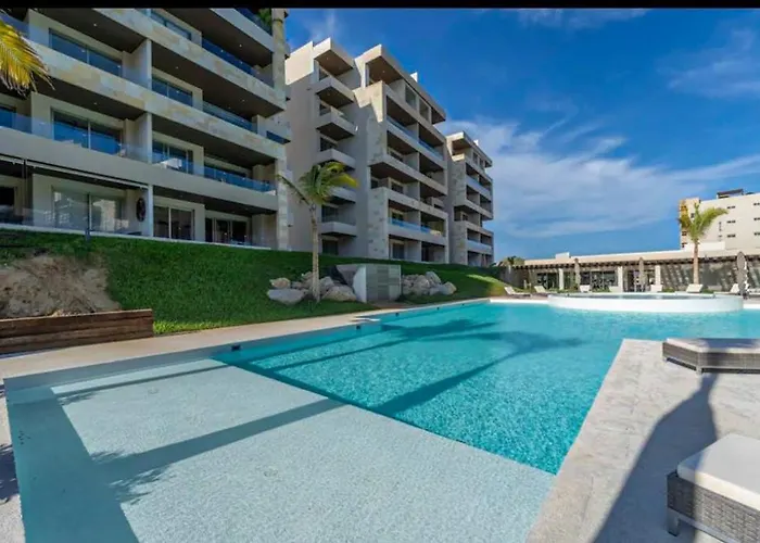 Ferienhaus Peaceful With Pool, High-speed Wifi & Relaxing Outdoor Space *