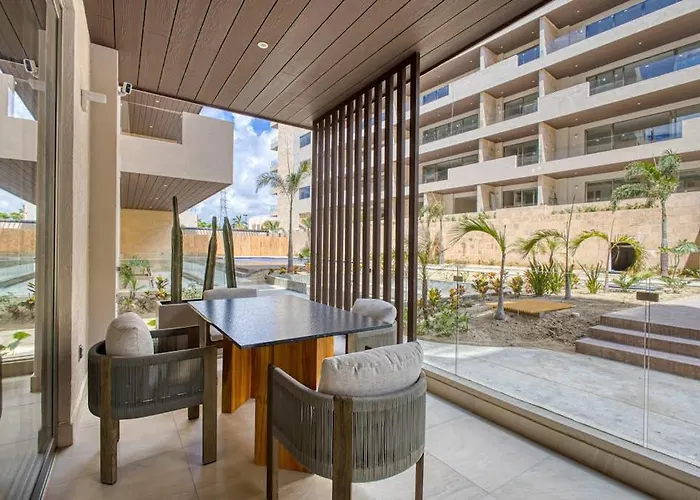 Peaceful With Pool, High-speed Wifi & Relaxing Outdoor Space